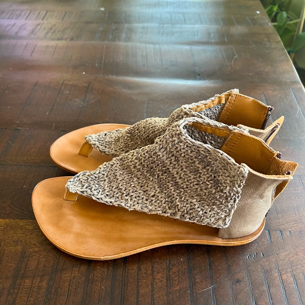 Cydwoq Hand Woven Sandals - Dion - Gray - 37.5